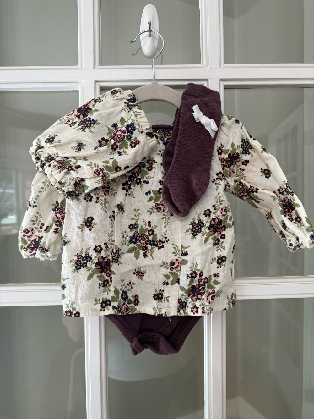 Nicole Miller New York Floral Baby Romper - Plum & Cream